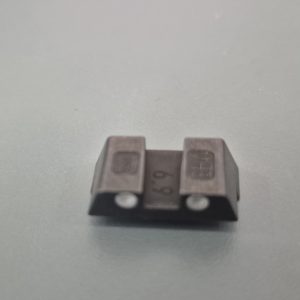 Szczerbina metalowa trytowa Glock gen. 5 OEM  6,9 mm (39746)