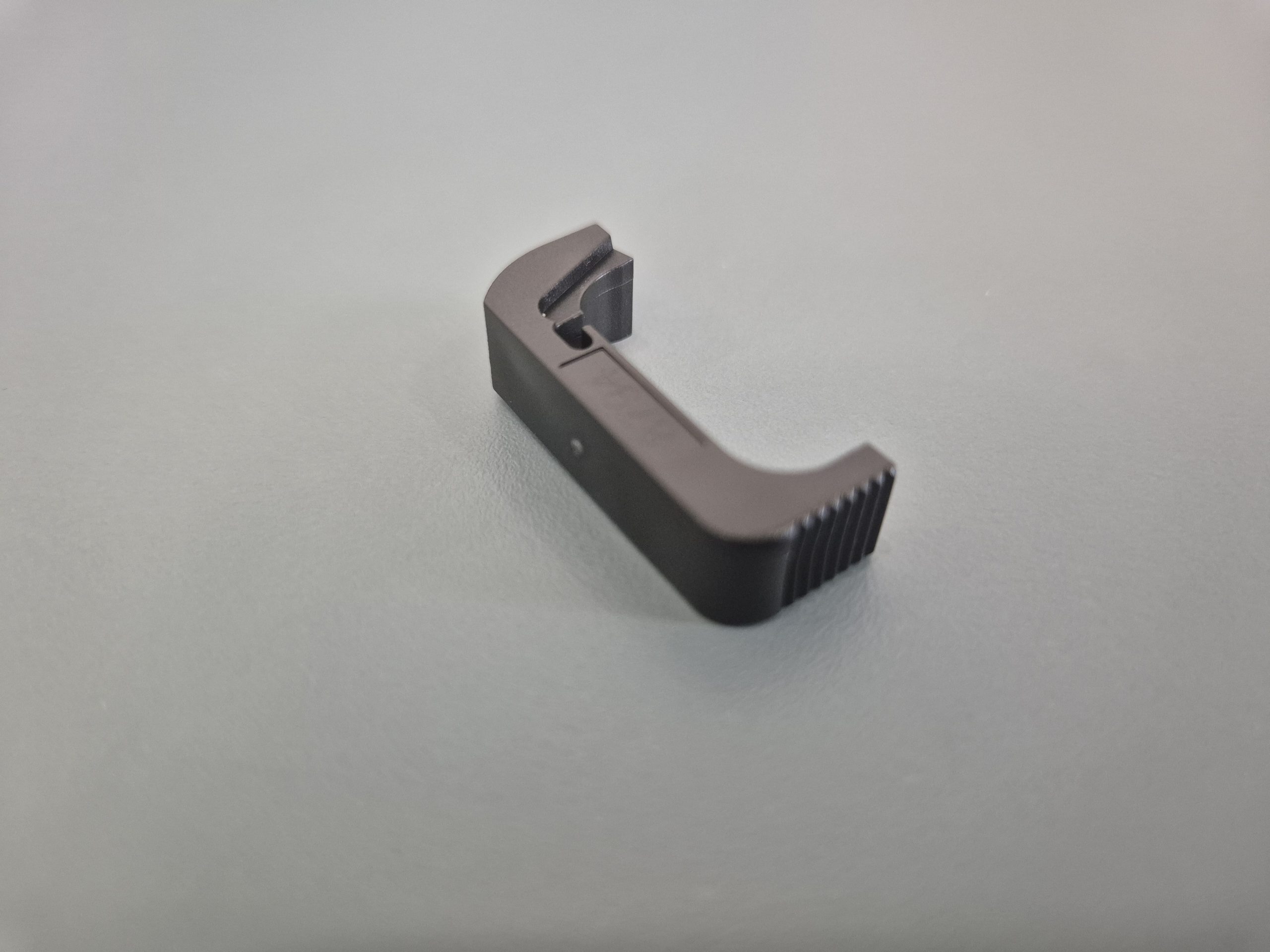Glock powiększony zatrzask magazynka gen. 4/5/6 (8794) OEM